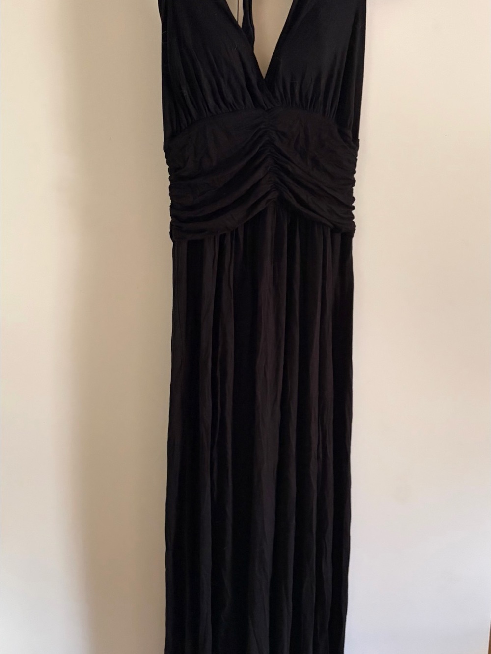 Elegant Black V-Neck Maxi Dress #0105